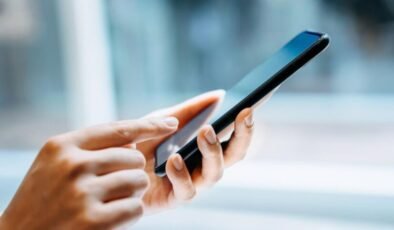 15 yaşından küçük çocuklara sosyal medya hesabı sınırlaması geliyor