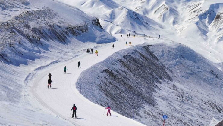 Türkiye’de karın en yoğun olduğu kayak merkezi belli oldu