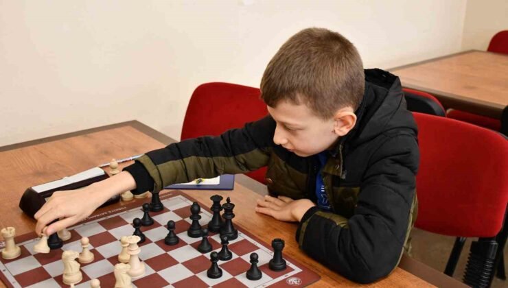 Yarıyıl Satranç turnuvası etkinlikleri tamamlandı