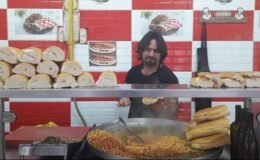 Eskişehir’de 19 Yıllık İyilik Geleneği: Tantunici Ömer Usta’dan Her Gün Yüzlerce Kişiye Ücretsiz İftar