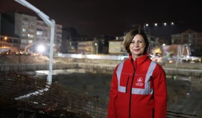 Ayşe Ünlüce Sabah 05.00’te Şantiyede: Kurtuluş Kapalı Pazar Yeri’nde Beton Dökümü Başladı