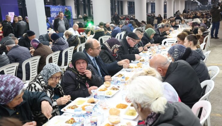 Eskişehir’de Odunpazarı Belediyesi’nden Ramazan’a anlamlı veda