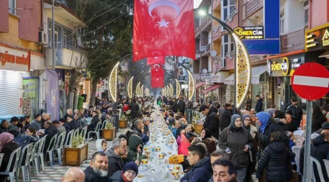Bakan Yardımcısı Madak, Söğüt’te 4 bin kişiyle iftar yaptı