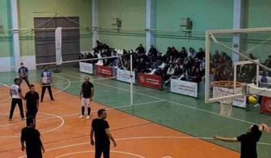 Beylikova’da voleybol turnuvası başladı