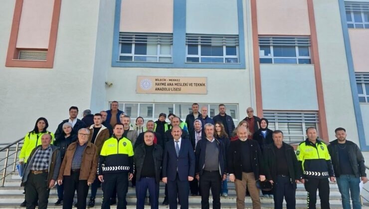 Bilecik’te servis şoförlerine trafik eğitimi