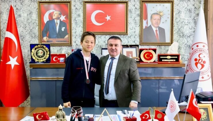 Bilecikli yüzücü milli takım yolunda