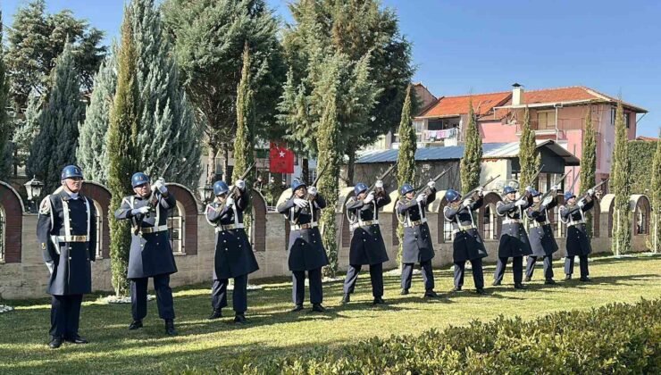 Çanakkale şehitleri Uşak’ta törenle anıldı