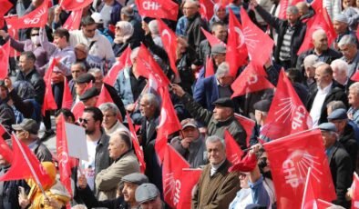 CHP Genel Başkanı Özel: “Kapı kapı gezeceğiz, sokak sokak dolaşacağız, neyi, nasıl düzelteceğimizi söyleyeceğiz”