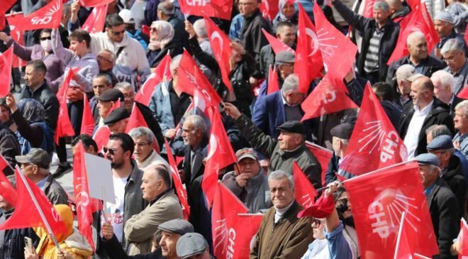 CHP Genel Başkanı Özel: “Kapı kapı gezeceğiz, sokak sokak dolaşacağız, neyi, nasıl düzelteceğimizi söyleyeceğiz”