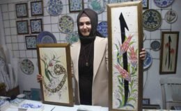 Çini sanatçısı Özlem Aşar: “Vav ile Elif’in aşkını eserlerime yansıtıyorum”