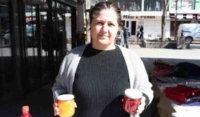 Depremin yıktığı hayatını kavanozlara sığdırdığı reçellerle yeniden kurdu