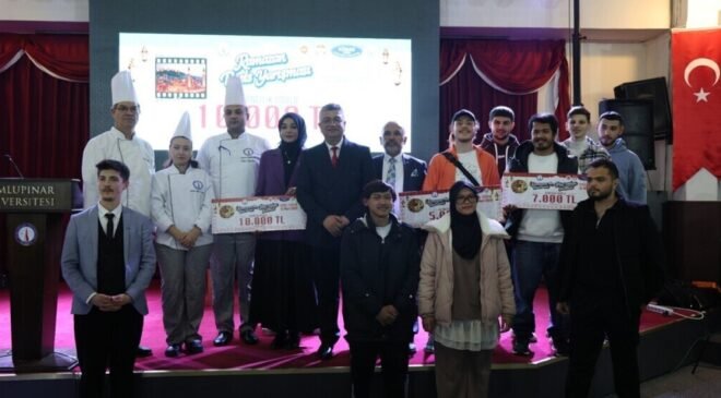 DPÜ’de Ramazan yarışmalarında dereceye girenler ödüllerini aldı