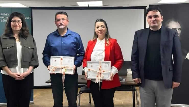 DPÜ’lü akademisyenler Frankfurt’ta Çanakkale ruhunu anlattı