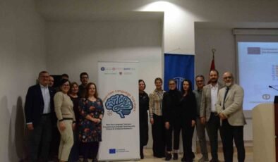 Eğitim Fakültesi’nde yapay zekâ destekli öğretmen eğitimi projesi başlatıldı