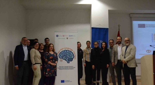 Eğitim Fakültesi’nde yapay zekâ destekli öğretmen eğitimi projesi başlatıldı