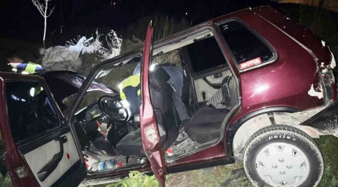Emet’te otomobil şarampole yuvarlandı: 4 yaralı