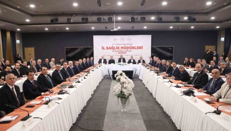 Eskişehir İl Sağlık Müdürü Bildirici, İstanbul’da toplantıya katıldı