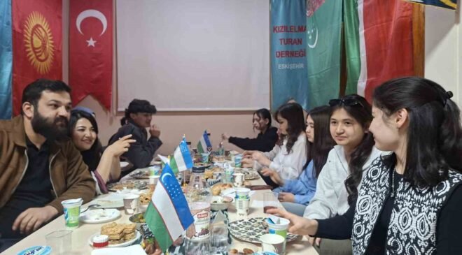 Eskişehir’deki üniversitelerde okuyan Özbekistanlı öğrenciler iftar programında buluştu