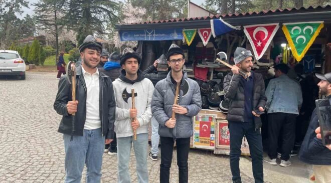 Eskişehirli öğrenciler tarihin köklerine yolculuk yaptı