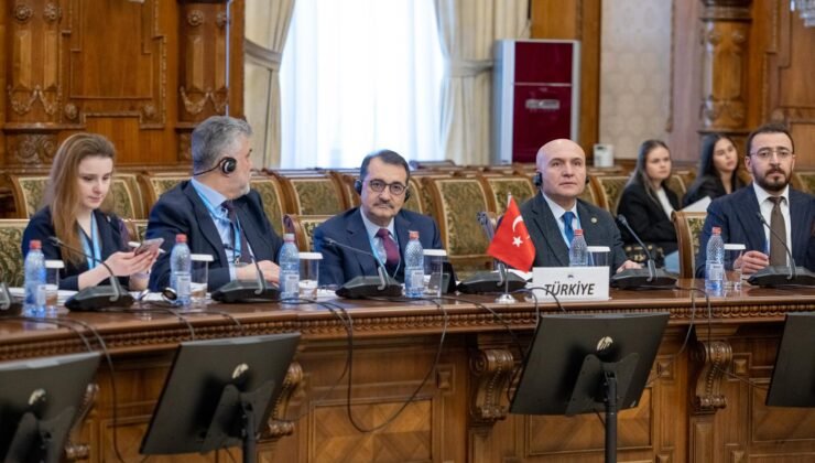 Fatih Dönmez Bükreş’te: Bölgesel İş Birliği Masaya Yatırıldı