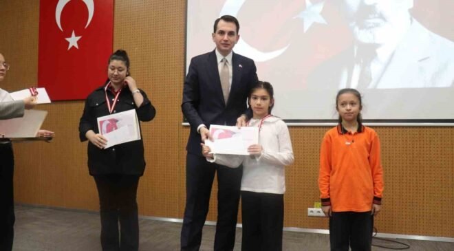 Hisarcık Kaymakamı Atam: “İstiklâl Marşı’mız, milletimizin bağımsızlık inancının en güçlü ifadesidir”