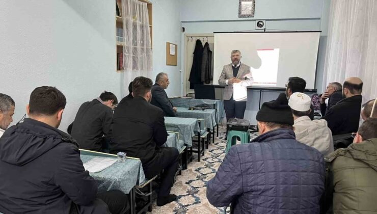 Hisarcık’ta din görevlilerine “Vaaz Becerilerini Geliştirme” konulu eğitim