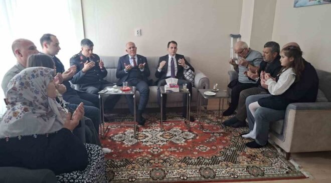 Hisarcık’ta şehit ailesi ve gazilere bayram ziyareti