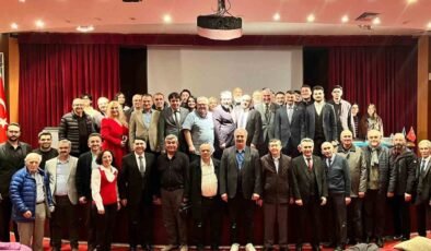 Hoca Ahmet Yesevi’nin ‘Türk Devlet Geleneği’ndeki Rolü’ adlı panel yoğun ilgi gördü