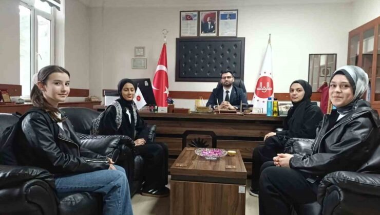 İmam Hatip öğrencileri haçlıklarını Gazze’ye bağışladı