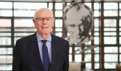 Bizlere düşen görev o büyük direnişin mirasını yaşatmak