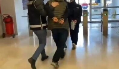 Kendilerini savcı olarak tanıtıp vatandaşları dolandıran 2 şüpheli tutuklandı