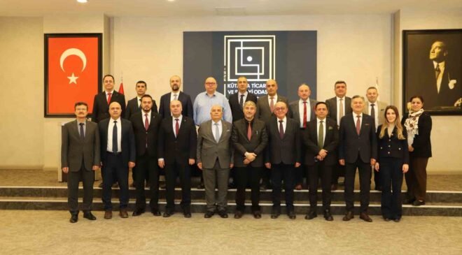 Kütahya’da ’mesleki eğitim’ KUTSO’nun ev sahipliğinde değerlendirildi