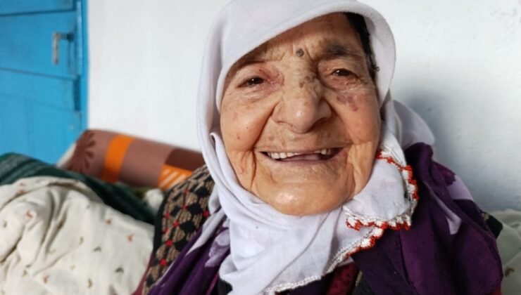 Kütahya’nın asırlık çınarı Dudu Teyze, iki devri birden yaşadı