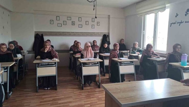 Müftü İmamoğlu: “Müslümanlar Kur’an-ı Kerim’i anlamalı ve hayatlarının merkezine almalı”