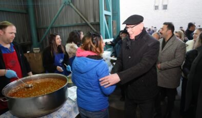 Odunpazarı Belediyesi’nden Yenikent’te Gönül Sofrası