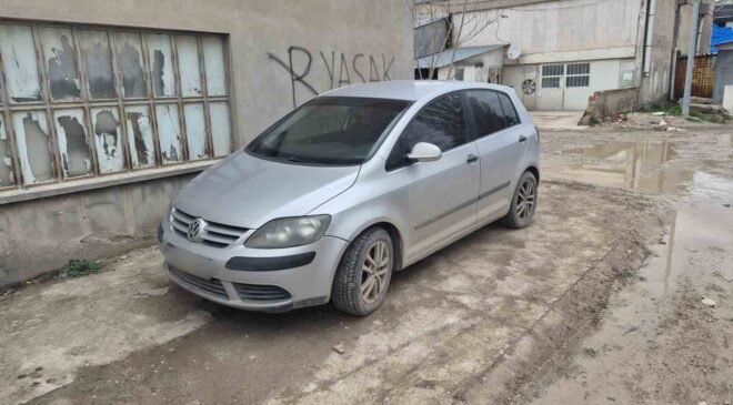 Park yasak, kör müsün” yazısı da işe yaramadı