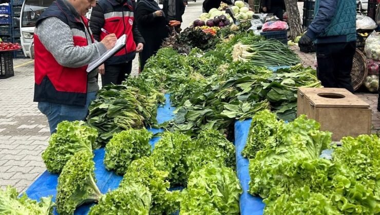 Simav’da pazar denetimleri sürüyor