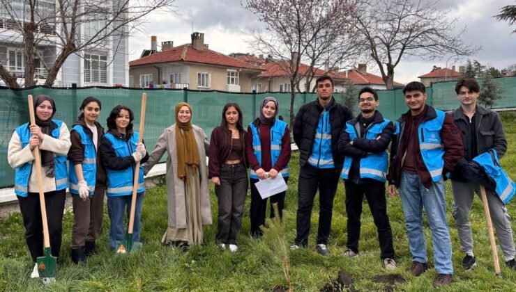 Sivrihisar Yurdu bahçesinde fidanlar toprakla buluştu