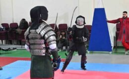 Tarihin izinde kılıçlar çarpıştı