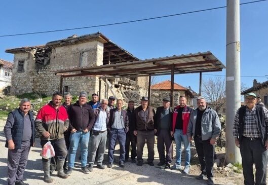 Uşak Tarım ve Orman Müdürlüğü ekipleri üreticilerle bir araya geldi