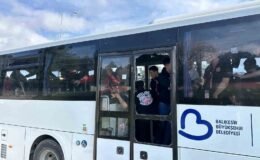 Uşak’ta  Nev Sağlık Grubu Balıkesirspor’un taraftar otobüsüne taşlı saldırı