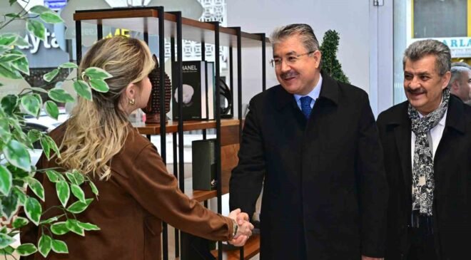 Vali Erdinç Yılmaz haftaya esnaf ziyaretiyle başladı