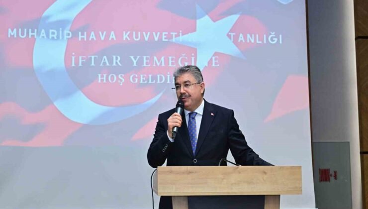 Vali Yılmaz: “Aziz şehitlerimizi ve kahraman gazilerimizi hiçbir zaman unutmayacağız”