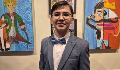 12 yaşındaki Egemen’in resim sergisi