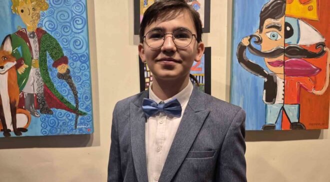 12 yaşındaki Egemen’in resim sergisi