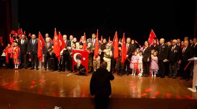 23 Nisan Ulusal Egemenlik ve Çocuk Bayramı Uşak’ta coşkuyla kutlandı