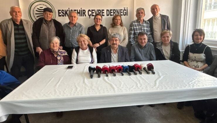Eskişehir’de Eski Devlet Hastanesi Arazisi Tartışması: “Bu Alan Satılamaz”