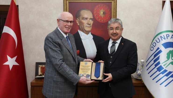 Eskişehir Valisi Yılmaz’dan Başkan Kurt’a İadei Ziyaret