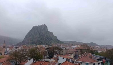 Afyonkarahisar’da yağmur etkili oldu