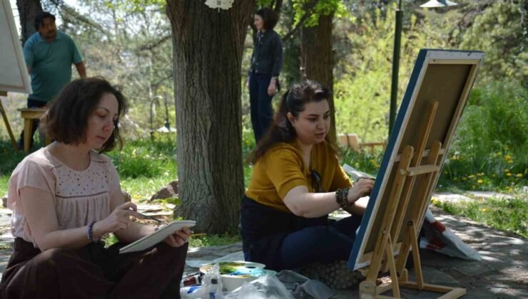 Anadolu Üniversitesi Japon Bahçesinde “Açık Hava Resim Çalıştayı”